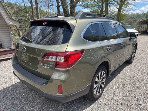 Used 2017 Subaru Outback 2.5i Limited AWD/4WD image 6