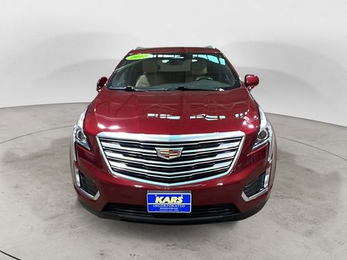 Used 2018 Cadillac XT5 Luxury w/ Driver Awareness Package AWD/4WD image 2