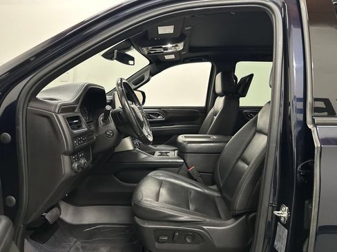 Used 2021 Chevrolet Tahoe Z71 w/ Luxury Package AWD/4WD image 31