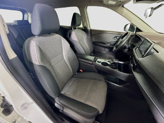 Used 2022 Nissan Rogue S AWD/4WD image 28