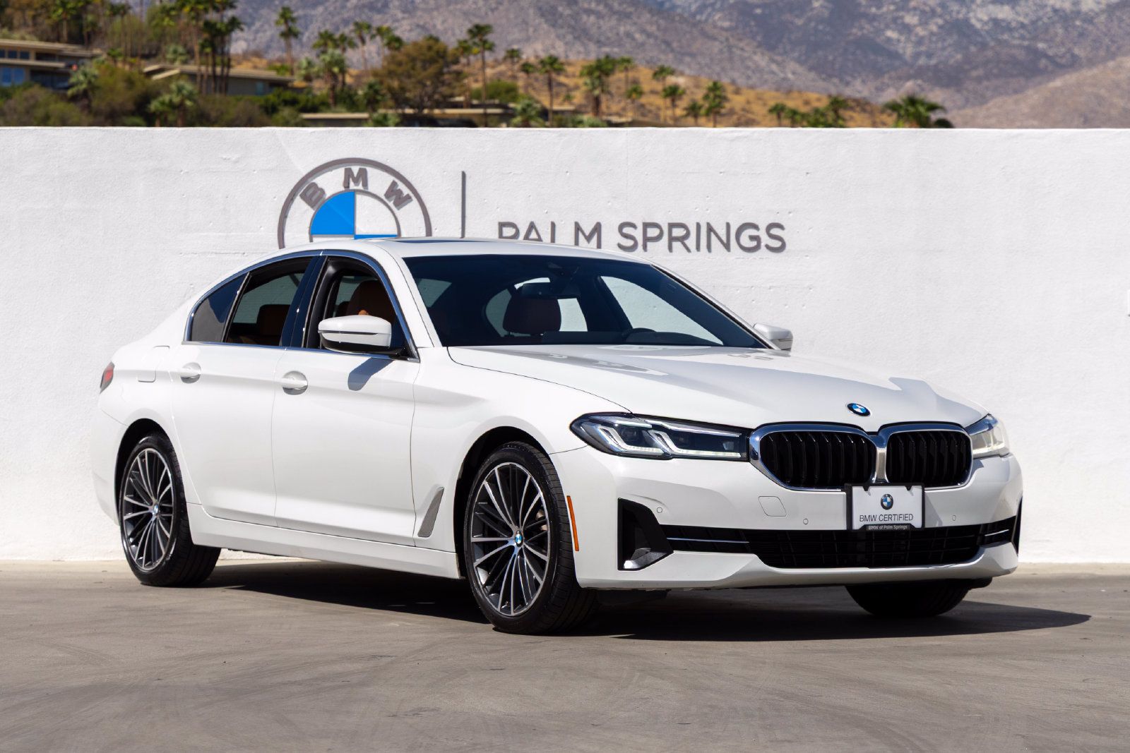 Certified 2023 BMW 530i w/ Premium Package RWD image 2