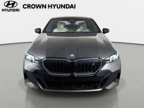 Used 2024 BMW i5 eDrive40i w/ M Sport Package RWD image 2