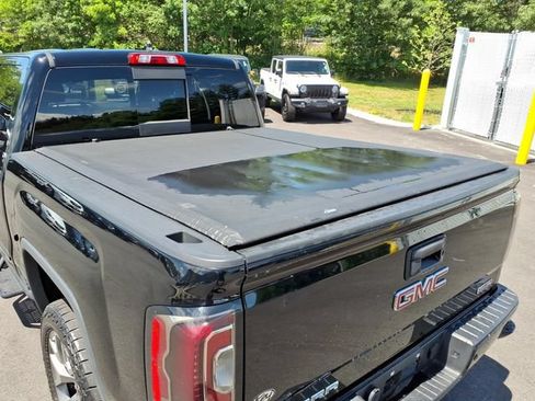 Used 2017 GMC Sierra 1500 SLT w/ All Terrain Package AWD/4WD image 11