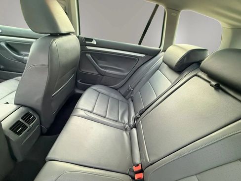 Used 2009 Volkswagen Jetta TDI FWD image 14