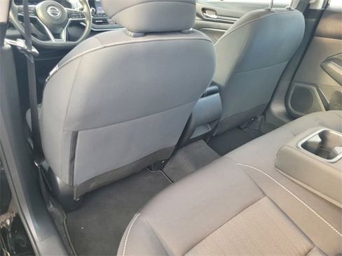 Certified 2022 Nissan Altima 2.5 S image 14