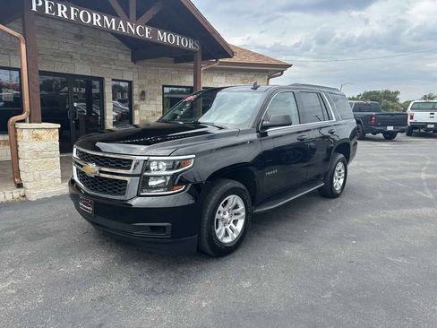 Used 2020 Chevrolet Tahoe LT RWD image 1