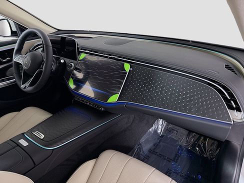 New 2026 Mercedes-Benz E 350 4MATIC Sedan image 30