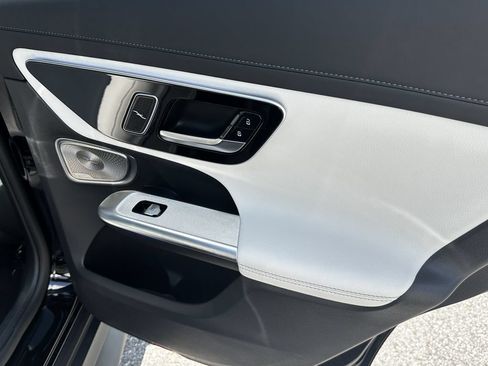 Certified 2025 Mercedes-Benz GLC 350e 4MATIC image 19