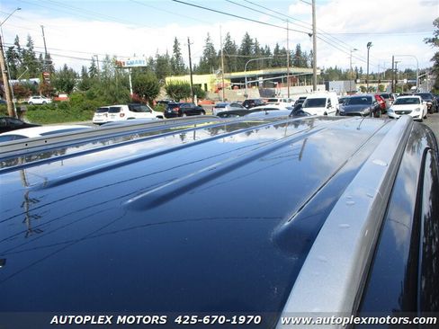 Used 2016 Kia Sedona LX w/ LX Essentials Premium Package image 9