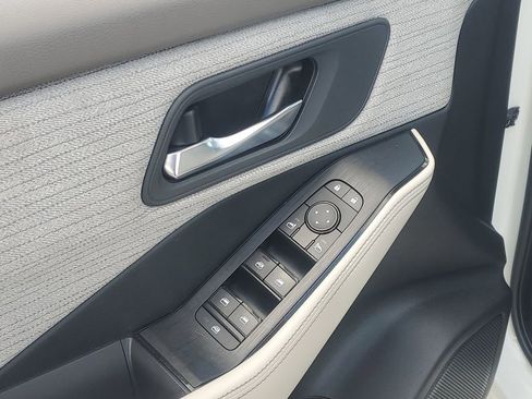 Certified 2021 Nissan Rogue SV AWD/4WD image 26