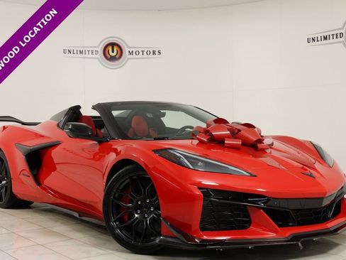 Used 2023 Chevrolet Corvette Z06 w/ Z07 Performance Package image 1