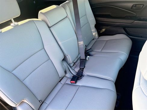 Used 2023 Honda Passport EX-L image 26