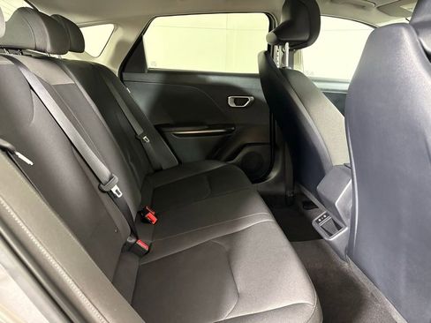 New 2026 Kia K4 FWD image 17