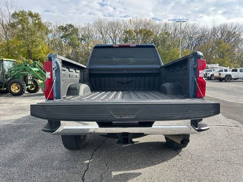 Used 2025 Chevrolet Silverado 3500 LT image 19