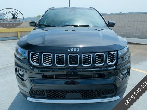 Used 2024 Jeep Compass Limited AWD/4WD image 10