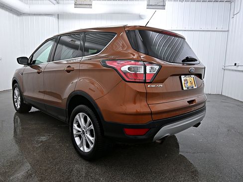 Used 2017 Ford Escape SE w/ SE Cold Weather Package image 25