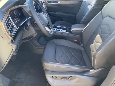 New 2026 Volkswagen Atlas SE image 15