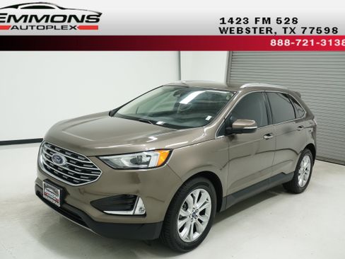 Used 2019 Ford Edge Titanium FWD image 1