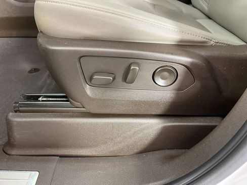 Used 2021 Chevrolet Tahoe Z71 w/ Z71 Off-Road Package image 25