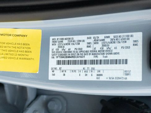 Used 2024 Ford F250 Lariat w/ Lariat Ultimate Package AWD/4WD image 41