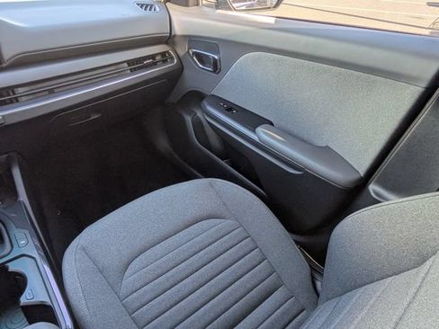 Used 2025 Kia K4 EX FWD image 16