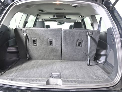 Used 2021 Honda Pilot Touring image 18