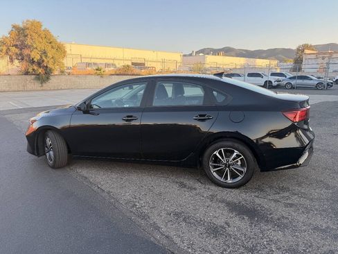 Used 2024 Kia Forte LXS FWD image 15