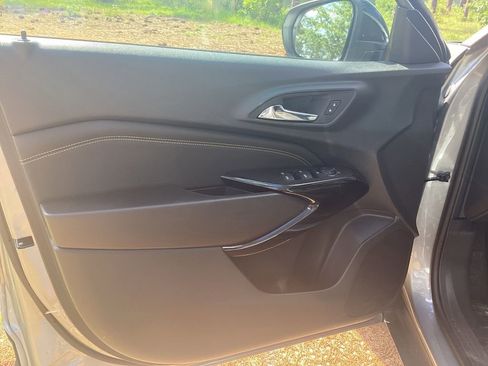 New 2026 Chevrolet Trax ACTIV w/ Sunroof Package FWD image 10