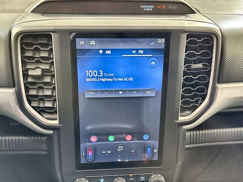 Used 2024 Ford Ranger XL w/ Trailer Tow Package image 18