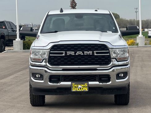 Used 2022 RAM 2500 Big Horn w/ Cold Weather Group AWD/4WD image 6