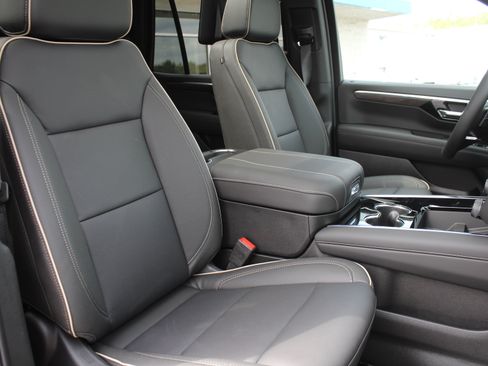 New 2026 Chevrolet Tahoe Premier AWD/4WD image 20