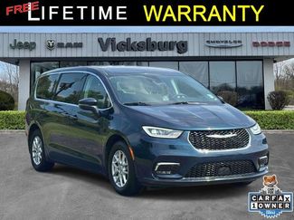 Used 2023 Chrysler Pacifica Touring-L FWD 360° Tour