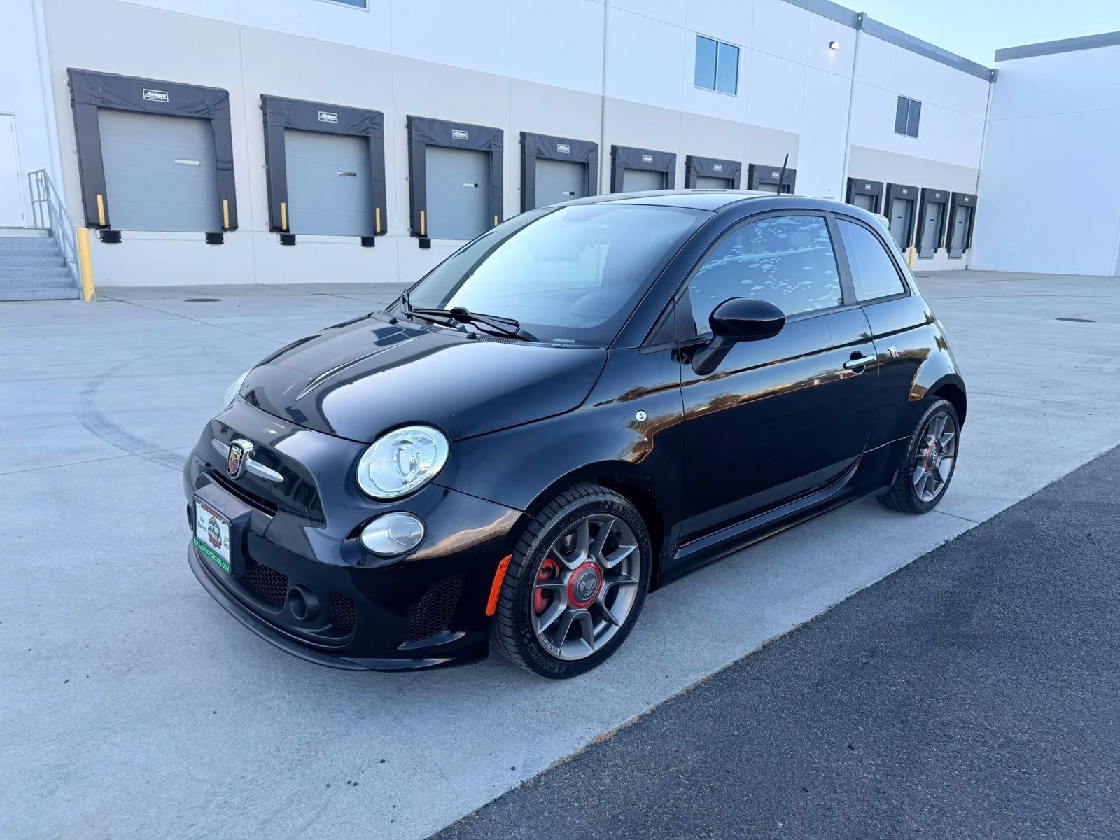 Used 2014 FIAT 500 Abarth FWD image 1