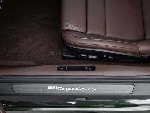 Certified 2026 Porsche 911 Targa 4 GTS AWD/4WD image 23