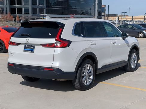 Used 2023 Honda CR-V EX-L image 6