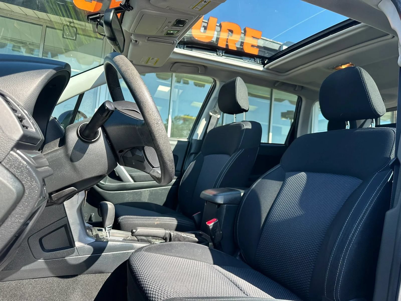 Used 2015 Subaru Forester 2.5i Premium w/ All-Weather Package AWD/4WD image 8