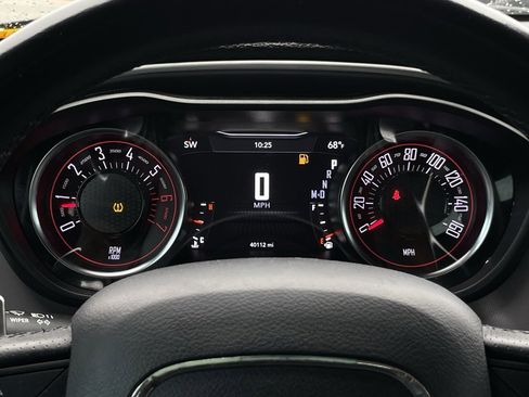 Used 2022 Dodge Challenger R/T image 14