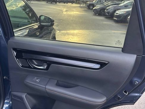 Used 2025 Honda CR-V Sport Touring image 13