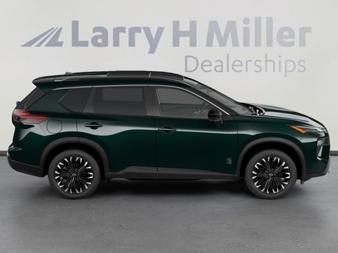 New 2026 Nissan Rogue Dark Armor FWD image 4
