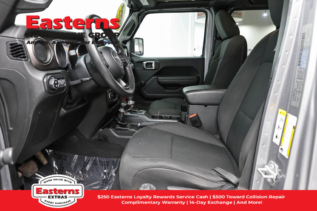Used 2020 Jeep Gladiator Sport AWD/4WD image 15