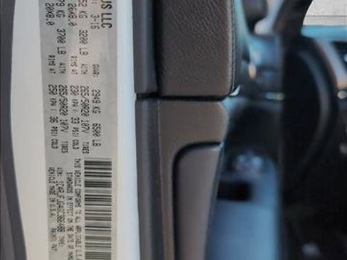 Used 2016 Jeep Grand Cherokee Summit w/ Platinum Series Group image 26