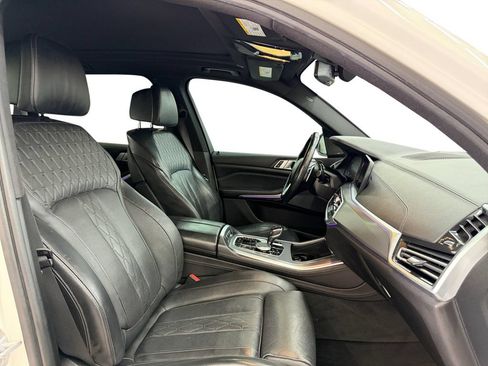 Used 2019 BMW X5 xDrive40i w/ Luxury Seating Package AWD/4WD image 17