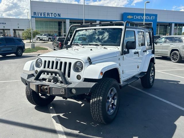Used 2016 Jeep Wrangler Unlimited Sahara w/ Connectivity Group AWD/4WD image 12