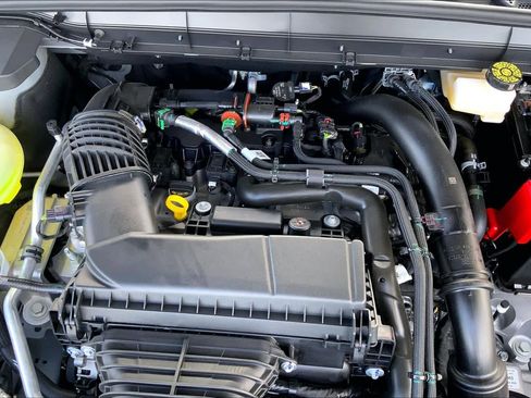 New 2026 Lincoln Nautilus Premier w/ Jet Appearance Package image 17