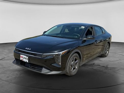 Used 2025 Kia K4 FWD image 4