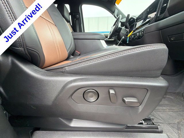 Used 2024 Chevrolet Silverado 2500 High Country AWD/4WD image 33