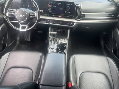 Certified 2023 Kia Sportage EX FWD image 17