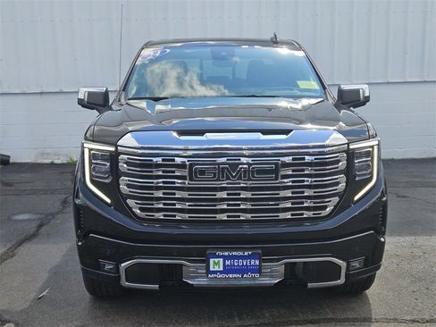 Used 2024 GMC Sierra 1500 Denali w/ Denali Reserve Package image 8