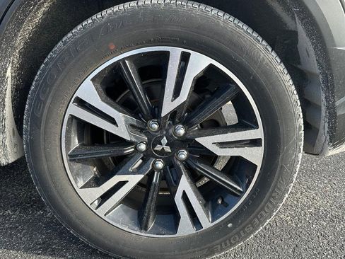 Used 2023 Mitsubishi Eclipse Cross SE image 10