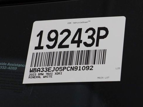 Certified 2023 BMW 760i xDrive AWD/4WD image 28